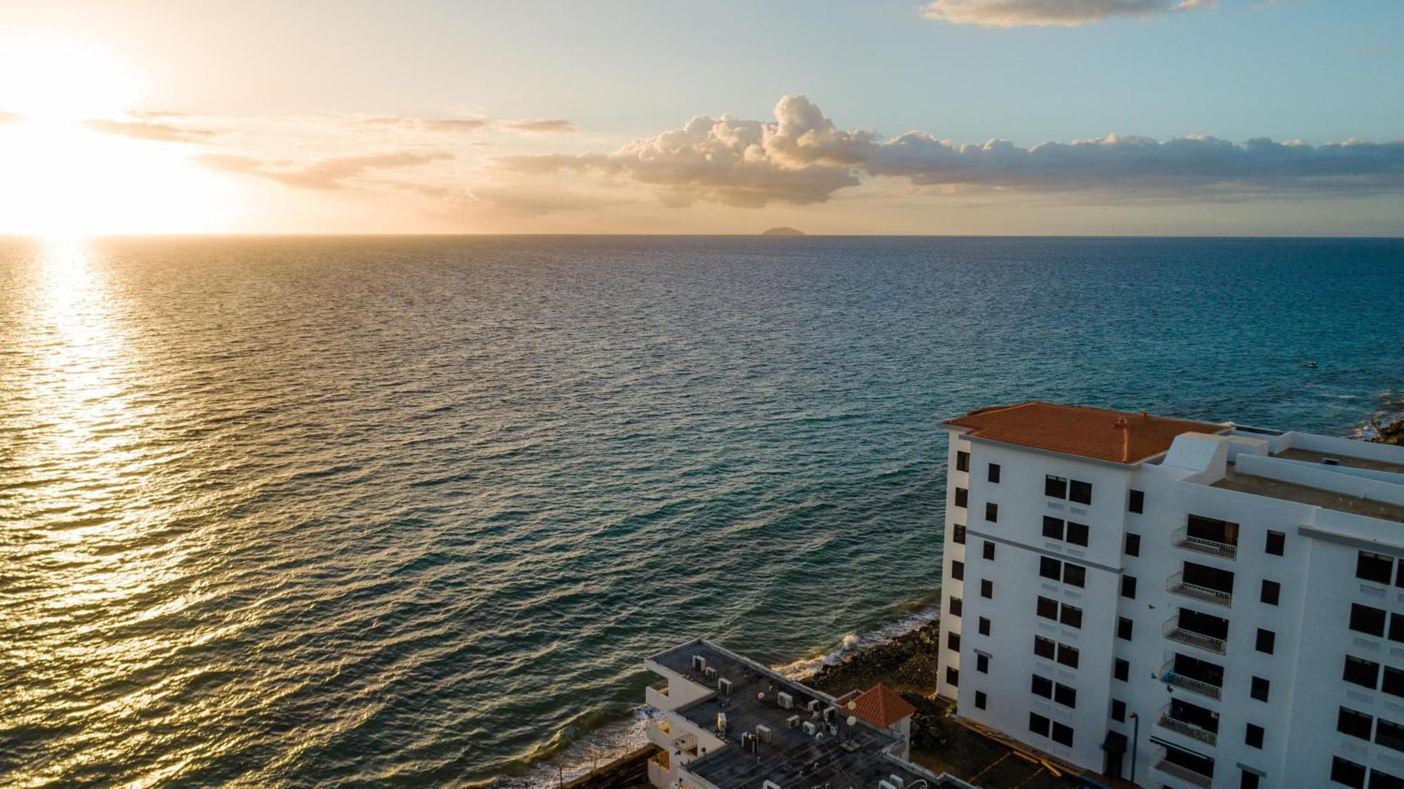 Beachfront 2 Bdr Unit At Victoria Del Mar 4E Rincón Exterior foto